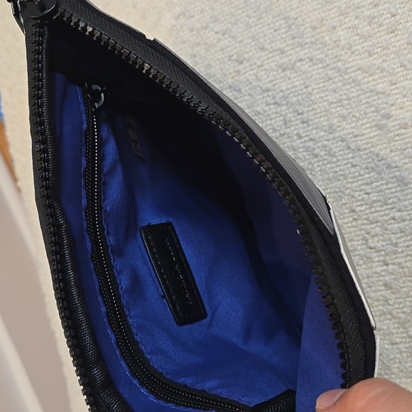 Patrizia Luca Blue White Geometric Zippered Bag Clutch - No Straps - Picture 4 of 5